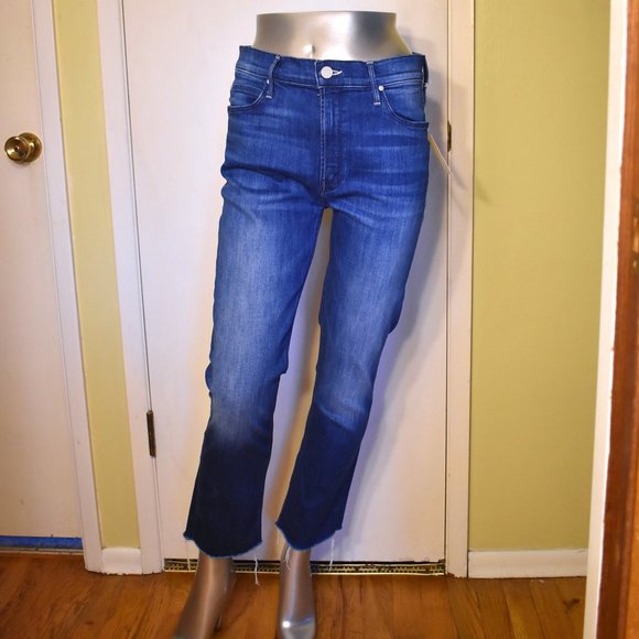 MOTHER | The Mid Rise Dazzler Crop Fray Squeeze it - Picture 5 of 8